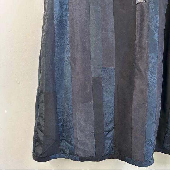 GinYa Floral Quilted Embroidered Appliqué Asian Style Long Line Open Front Vest - Picture 14 of 16